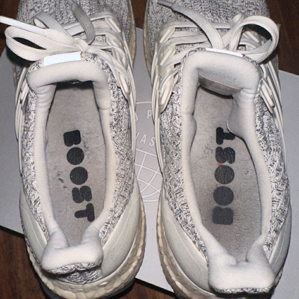 Adidas Ultra Boost size 6.5 - Picture 8 of 9